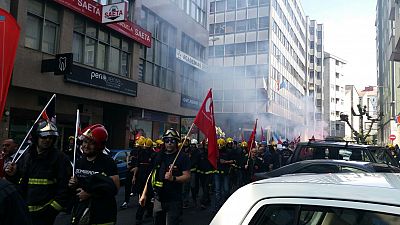 2016 04 18 ManifaBombeirosOurense07.jpg